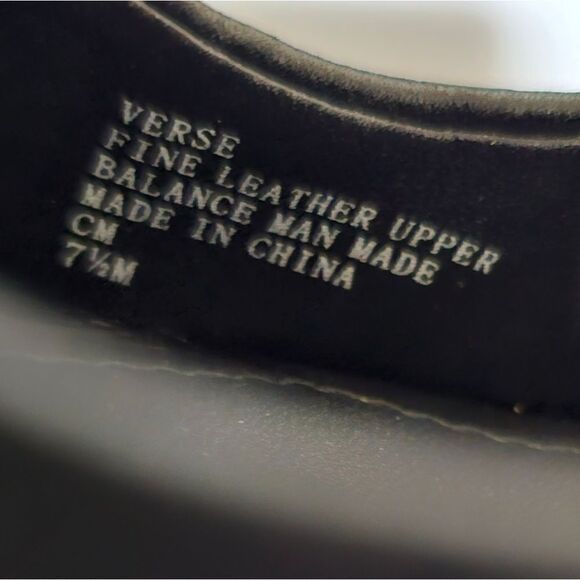 CHARLES BY CHARLES DAVID "Verse" Black Leather Heels Pumps - Size 7 1/2 - Picture 9 of 9